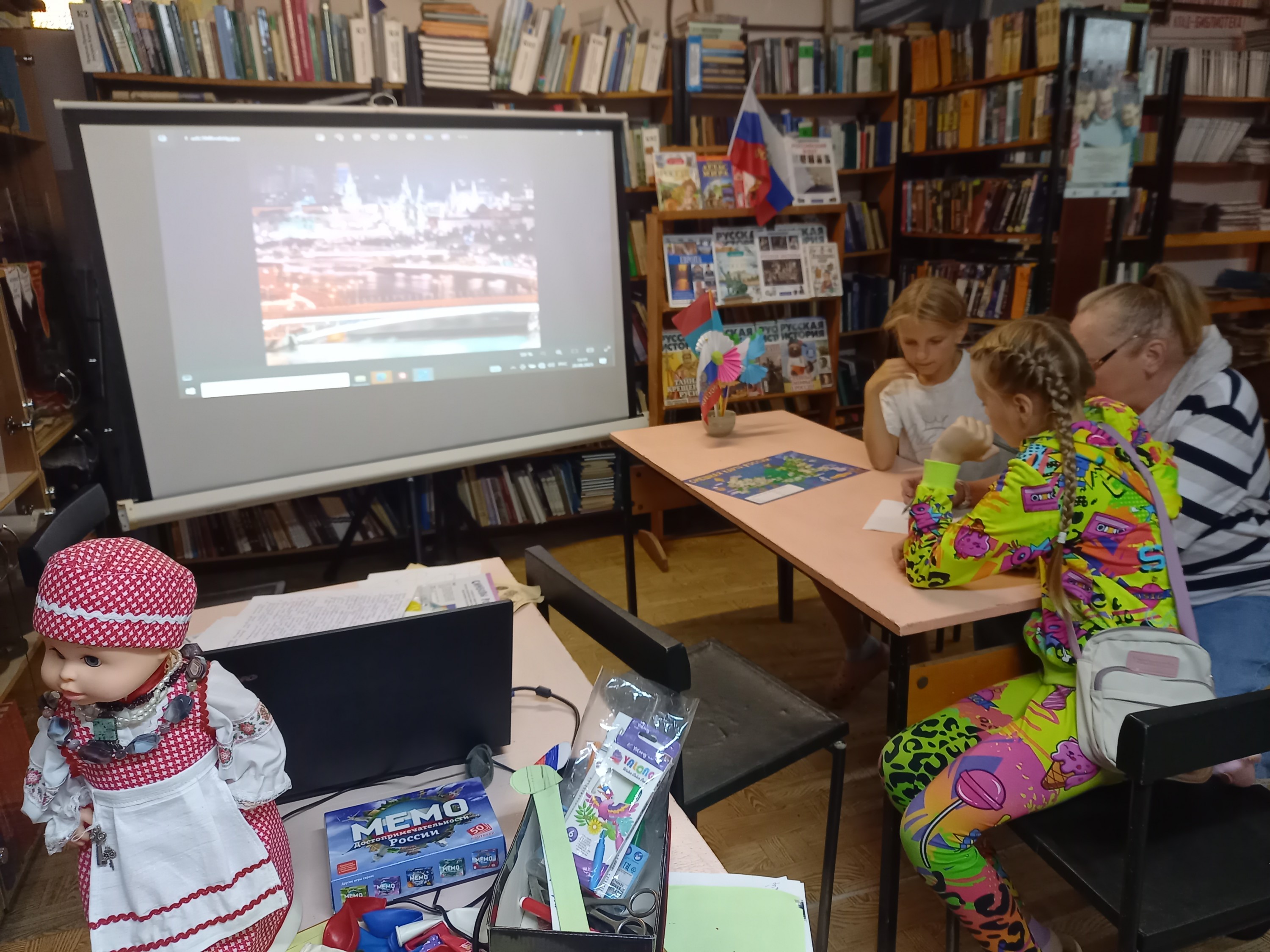 День флага в библиотеке п.Салми